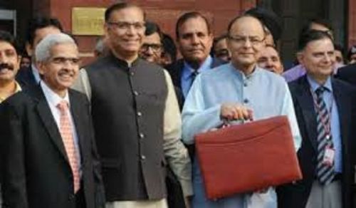 Like the Emperor Nero, Bajwa-Nawaz Regime Plays the Fiddle as our Industry is Burnt to the Ground