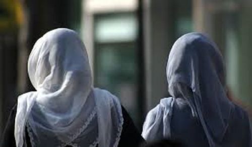 India&#039;s Budget Cuts Add to the Disadvantage of Muslim Women