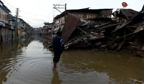 Whether It Is the Issue of Floods or Kashmir, the Matter of the Economy or the Occupation of Our Rivers by the Hindu State—How Long Will We Continue to Wait for the &#039;International Community&#039; to Resolve Our Problems?