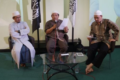 Indonesia: Political Session, &quot;Threats from behind a review of anti-terrorism law.&quot;