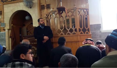 Palestine: Masjid Talk: O who hold your guns over us .... Which Ummah do you belong to?!”