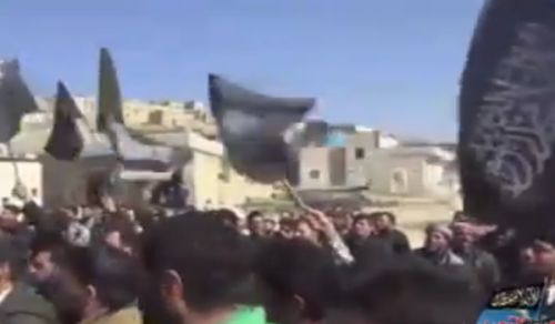 Wilayah Syria: Demonstration in the town of Salwah to reject truce & negotiations with criminal regime