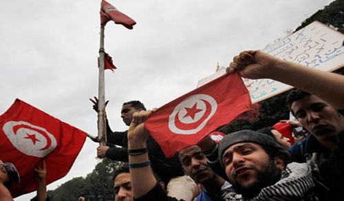 Tunisia in the Labyrinth of Crises: Where is the Flaw?