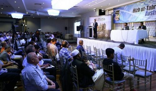 Generating Atmospheres within the Muslim Community in the West