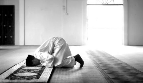The Meaning of a Muslim Believing in Al-Qadaa, Both Good and Bad, from Allah