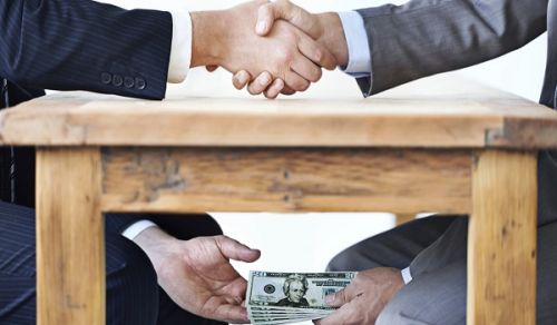 Democracy Can Never Eradicate Political Corruption in Pakistan