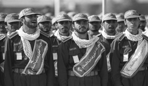 The Conflict and Relationship between the Artesh (Islamic Republic of Iran Armed Forces) and the Islamic Revolutionary Guard Corps (IRGC), and Their Weaknesses