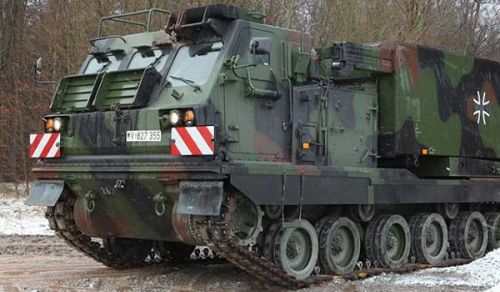 Germany and France Obediently Follow the US in its Policy towards Russia