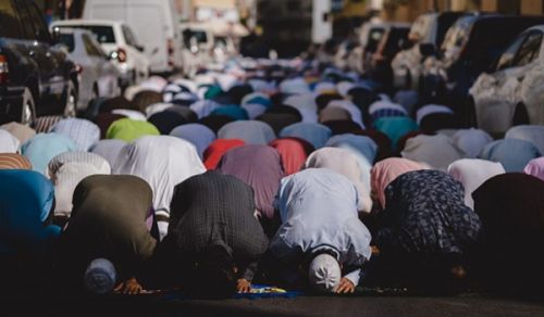 The Meaning of Talfiq and Following Schools of Thought