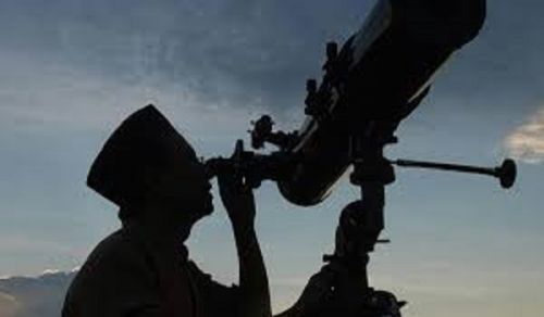 The Issue of a Single Moon Sighting for the Entire Ummah