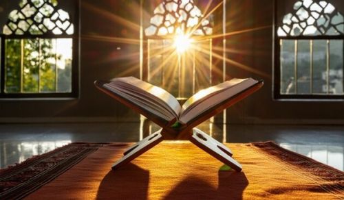 Quran Recitation: Surah Al-Zumar Aya 9 &amp; Hadeeth: The leaves of which do not fall and is like a Muslim...