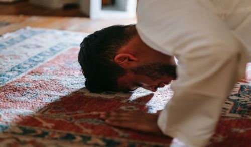 Tawakkul,Trust, in Allah: Reason behind the Great Achievements of the Muslim Ummah
