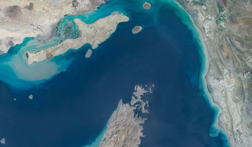 The Feasibility of an American Blockade of Iranian Ports and Iran&rsquo;s Strategic Options