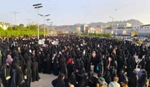 The People Want the Overthrow of the Regime and the Establishment of the Islamic Rule