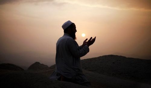 The Intention must not Replace Action in Order to Chase the Pleasure of Allah (swt) during Ramadan and after