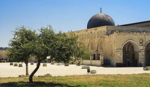 The Crime of Closing Al-Masjid Al-Aqsa