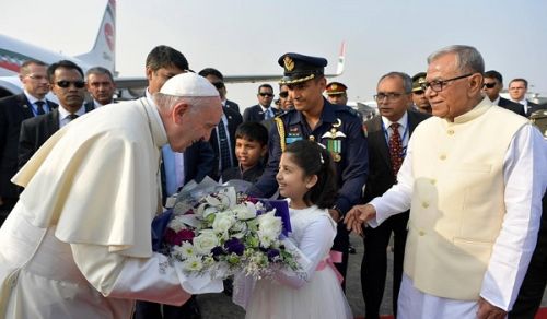 Pope Francis and Donald Trump are Two Sides of the Same Coin of the Present Western Colonialism – the Only Difference being that Francis is able to Veil his Historical Crusading Hatred against Islam