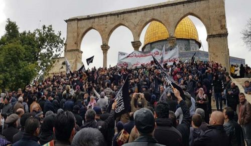 The Blessed Land - Palestine:  Hizb ut Tahrir calls on the Ummah and its armies from Al-Aqsa to fulfill the glad tidings of the Messenger by establishing the Khilafah and liberating Jerusalem