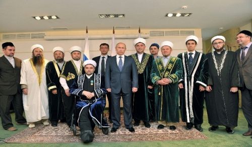 ‘Putin&#039;s Law&#039;: Why did the Kremlin Defend the Qur&#039;an Al-Kareem?