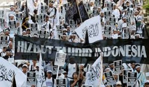 Resolution of Rally in Defense of Islam 287 Confirms that Hizb ut Tahrir Indonesia is an Integral Part of Muslims