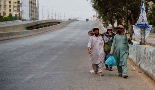 Whether Smart or Complete Lockdowns, Federal and Sindh Governments are Political Point Scoring over Coronavirus, Whilst Neither Look After the Healthcare and Economic Needs of Muslims