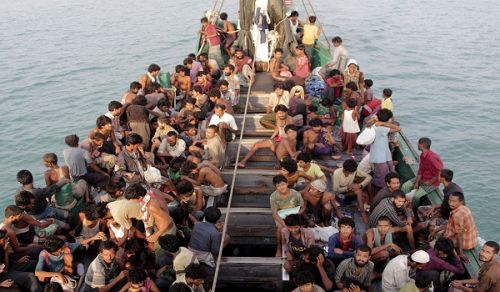 Bangladesh Leaders fail 200 Rohingya – Mostly Women and Children Stranded at the Nation’s Borders