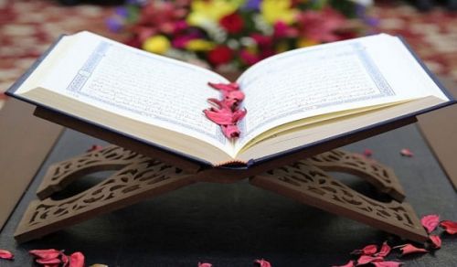 Tafseer Al-Baqarah (2: 183-185) From the Book, Introduction to the Tafseer of the Quran, by the Ameer of Hizb ut Tahrir, the eminent jurist and statesman, Ata Bin Khalil Abu Al-Rashtah: