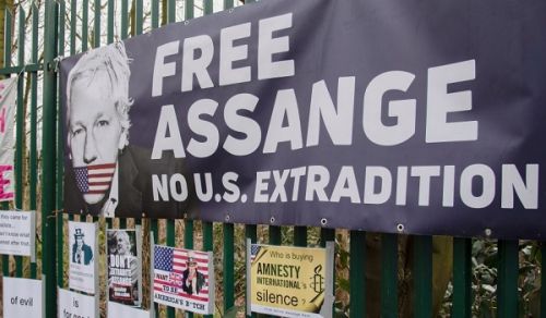 Assange Extradition Hearings are a Show Trial with Political Motives