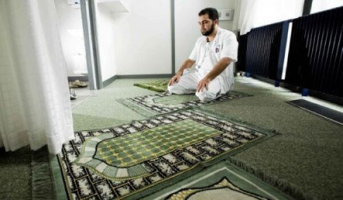 O Muslims: Closing Prayer Rooms Is an Attack on Islam and Must Be Confronted with Strong, Collective Political Resistance
