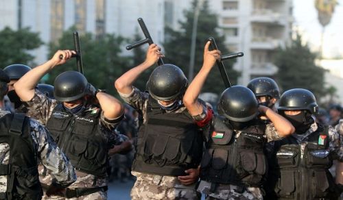 The Jordanian Regime&#039;s Repressive Security Services Arrested a Group of Hizb ut Tahrir Members for their Demand to Mobilize the Armies in Support of the People of Gaza!