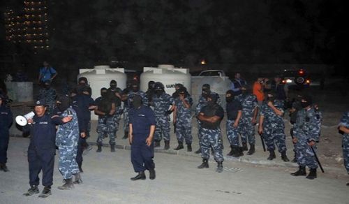 O Honourable Ones: Save the Country before the Jordanian Regime and its Gang ruin it