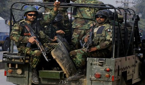 Crisis in Yemen It&#039;s America that instructs Raheel-Nawaz Regime in Participating or Abstaining from Deployment of Troops in a Crisis such as Yemen