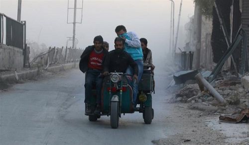 East Aleppo 'Catastrophic' as Tens of Thousands Flee