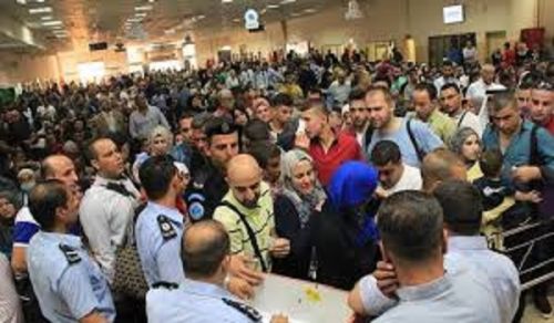 The Suffering of the People of Palestine on King Hussein Bridge (Allenby) Between Congestion, Corruption, and the VIP Class System