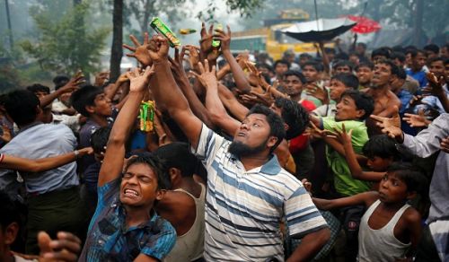 Abandoned by the Conscienceless Muslim Regimes, Rohingya Muslim Women and Children Refugees Face Starvation, Disease and Death in Bangladesh