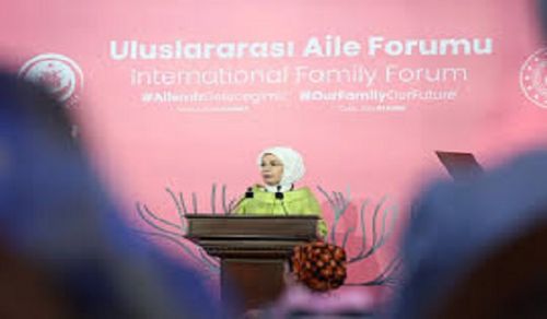 The Family is Protected by Allah&#039;s Rulings, Not by Organizing Forums
